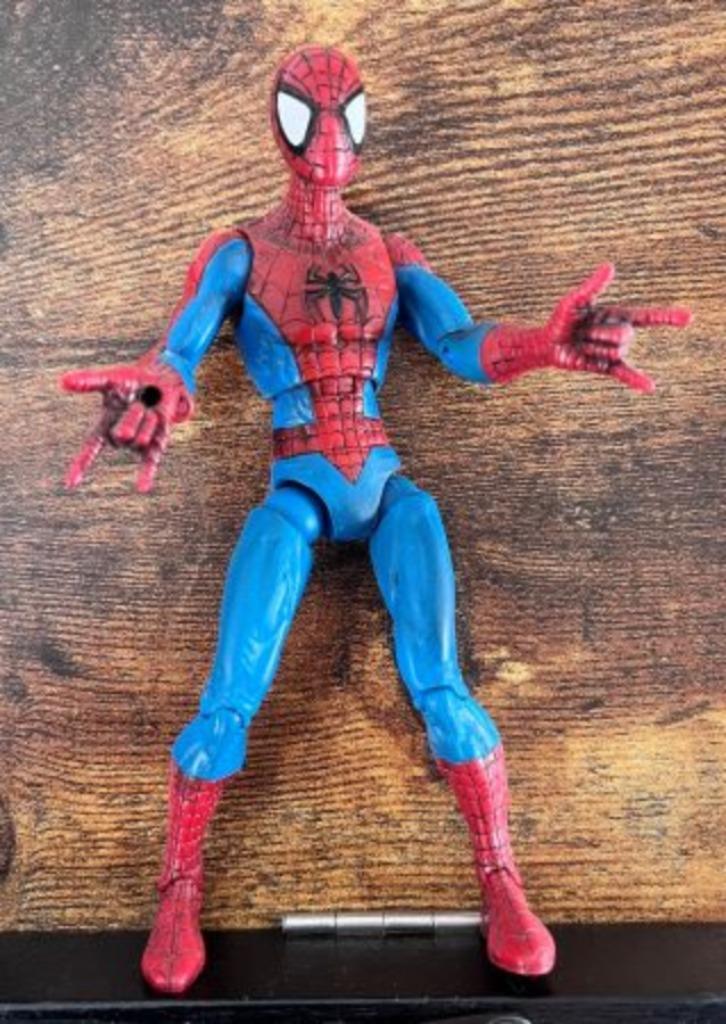 Marvel Legends Spider-man Toy Biz Action Figure 2004, Verzamelen, Poppetjes en Figuurtjes, Gebruikt, Ophalen of Verzenden