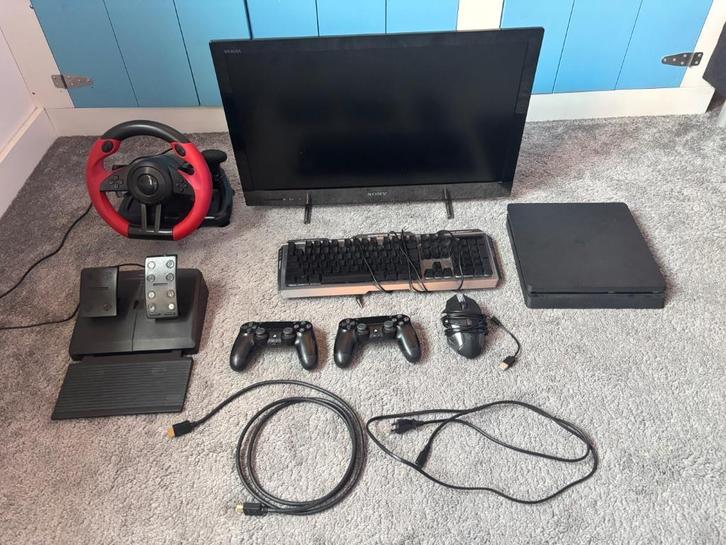 Ps4 + 2 controllers + Racegair + Monitor + Toetsenbord&Muis, Spelcomputers en Games, Spelcomputers | Sony PlayStation Consoles | Accessoires