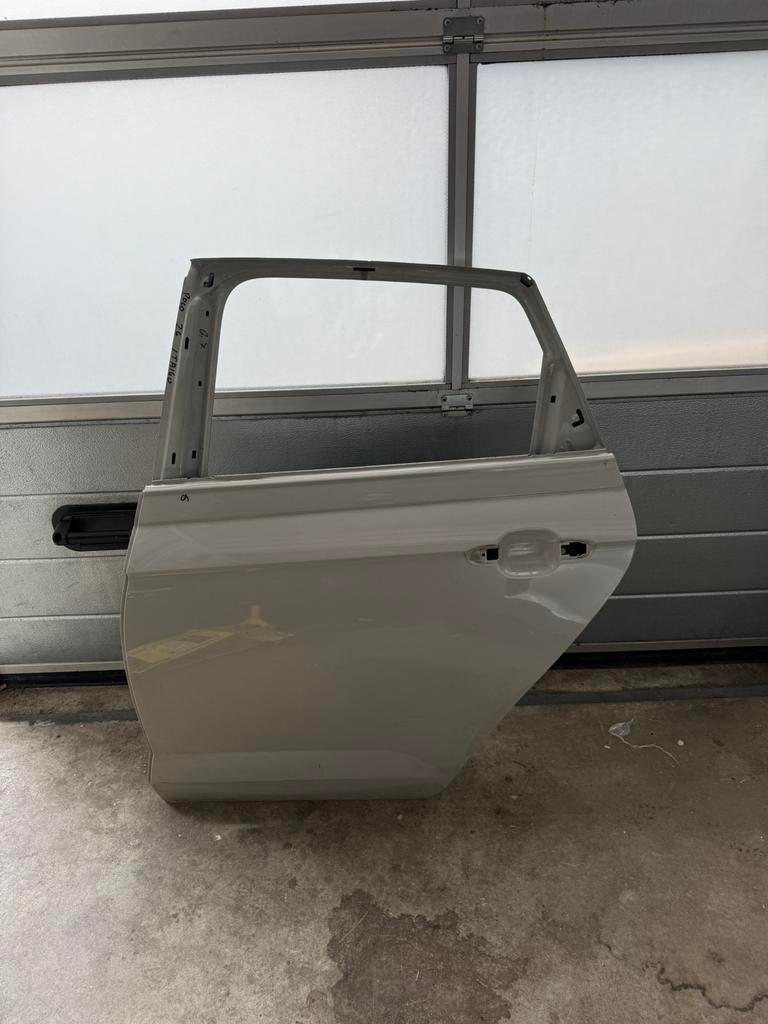 Volkswagen Polo 2G Taigo links achter portier deur, Ophalen of Verzenden