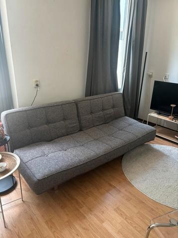 Sofa bed te koop beschikbaar voor biedingen