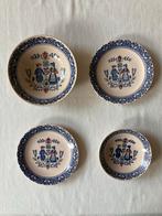 Serviesgoed in blauw/beige, 2 schotels, 2 kommen., Huis en Inrichting, Keuken | Servies, Ophalen of Verzenden, Zo goed als nieuw