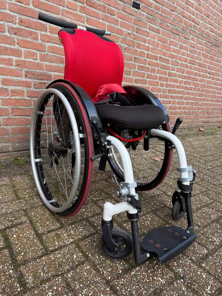 Active Rolstoel Q4 voor kinderen..!, Diversen, Rolstoelen, Ophalen, Ema.mobility.wheelchair@gmail.com, Rolstoel, Zo goed als nieuw
