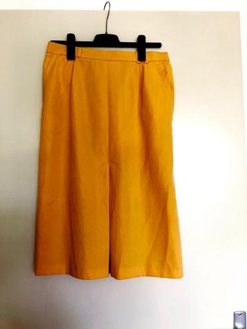 Vintage rok met plooien in midden, geel, maat 40 beschikbaar voor biedingen