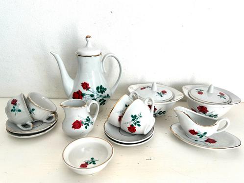 Vintage kinderserviesje porselein met bloemen  koffie diner, Antiek en Kunst, Antiek | Porselein, Ophalen
