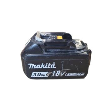 Makita 18v 5.0Ah Accu | Gebruikte Staat | 1 Maand Garantie beschikbaar voor biedingen