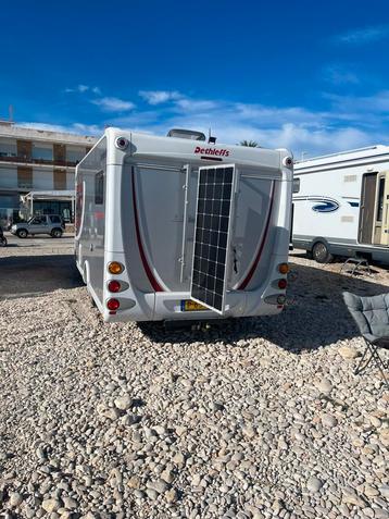 Zonnepaneel zwenksysteem voor achter de camper beschikbaar voor biedingen