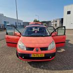 Unieke Renault Grand Scenic MKII 2004 (APK tot JUNI 2025), Auto's, Voorwielaandrijving, Stof, 4 cilinders, USB