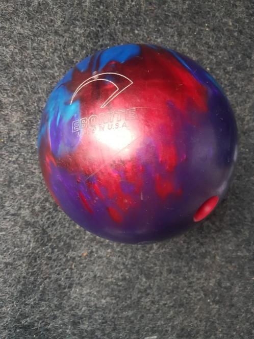 bowlingbal Maxim Ebonite, Sport en Fitness, Bowlen, Gebruikt, Bal, Ophalen