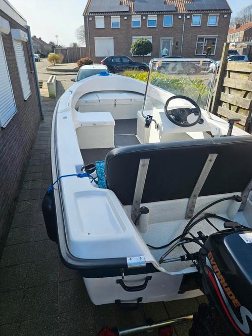 Tk mooie console boot, Watersport en Boten, Vis- en Consoleboten, Zo goed als nieuw, 10 tot 30 pk, 3 tot 6 meter, Benzine, Buitenboordmotor