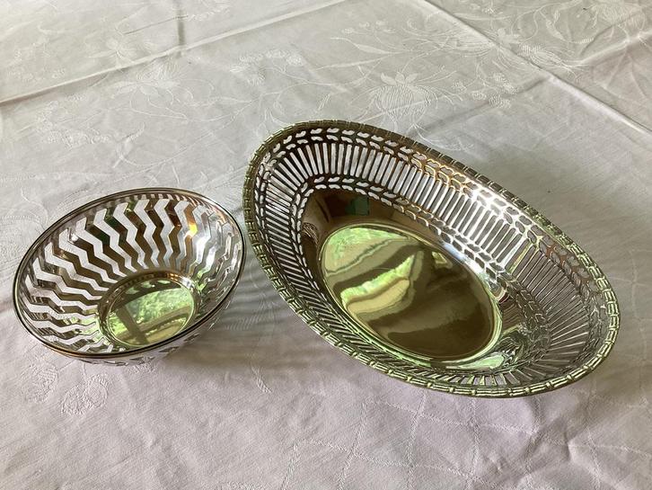 2 Vezilverde Schalen voor Bonbons en Koekjes/Brood., Antiek en Kunst, Antiek | Goud en Zilver, Ophalen of Verzenden