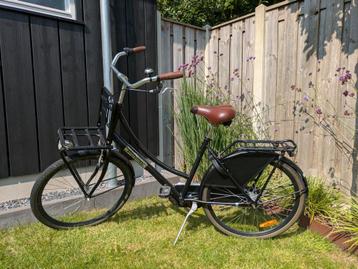 Zwarte Popal daily Dutch transporter beschikbaar voor biedingen