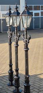 3 zwaar gietijzeren lantaarnpalen, Ophalen, Staande lamp, Netvoeding, 50 tot 250 watt