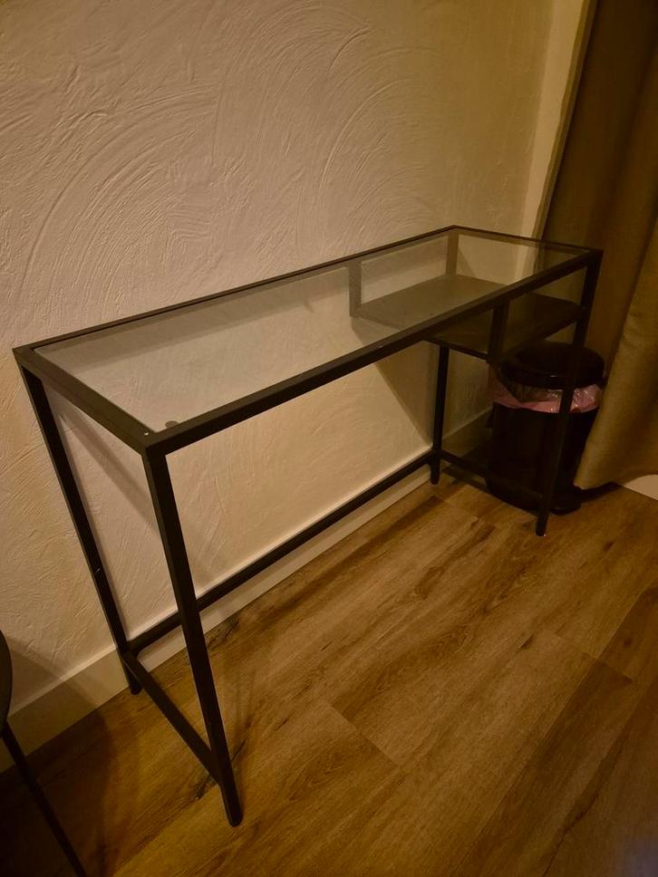 Stijlvol Tafel/Bureautje met Glazen Blad, Huis en Inrichting, Bureaus, Gebruikt, Bureau, Ophalen