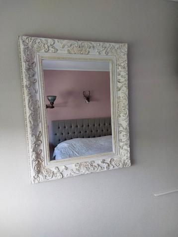 Vintage Spiegel met Landelijke Lijst beschikbaar voor biedingen