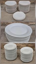 53 witte gebaksbordjes  16cm, Ophalen, Overige materialen, Zo goed als nieuw, Bord(en)