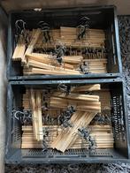 100 broekhangers ikea ( ook per stuk te koop), Kleding | Dames, Kledinghangers, Ophalen, Zo goed als nieuw