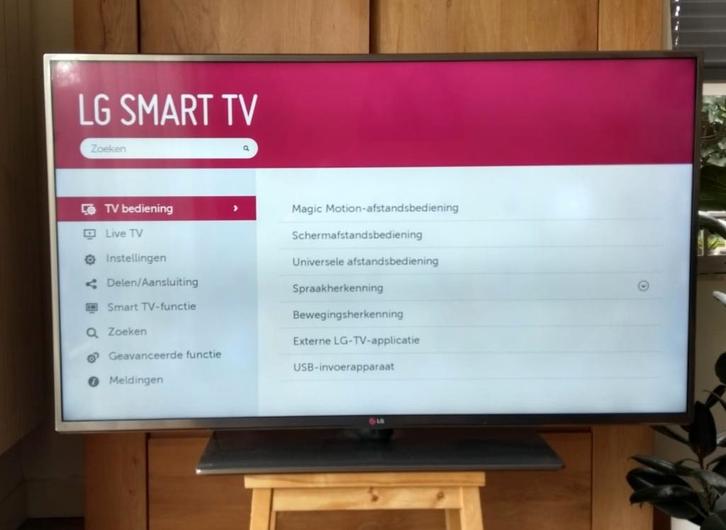 LG 47 inch televisie cinema 3D Smart tv, Audio, Tv en Foto, Televisies, Zo goed als nieuw, LED, 100 cm of meer, LG, 50 Hz, Smart TV