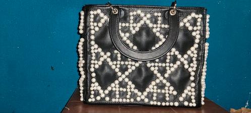 Luxe designer handtas – Dior stijl – Zo goed als nieuw, Sieraden, Tassen en Uiterlijk, Tassen | Damestassen, Zo goed als nieuw