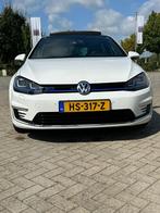 Volkswagen Golf 7 1.4 TSI 150KW (204pk) GTE 5D 2015 Wit Pano, 4 cilinders, Wit, 1395 cc, 1499 kg