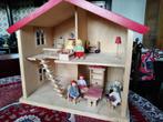 Houten poppenhuis, Ophalen of Verzenden, Zo goed als nieuw, Poppenhuis