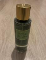 Victoria's Secret Pear Glacé Body Mist. 250ml., Sieraden, Tassen en Uiterlijk, Uiterlijk | Parfum, Ophalen of Verzenden, Nieuw