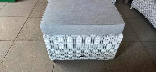 Hocker,  tafel,  voetenbank voor loungeset van Kees Smit, Tuin en Terras, Tuinmeubel-accessoires, Zo goed als nieuw, Ophalen