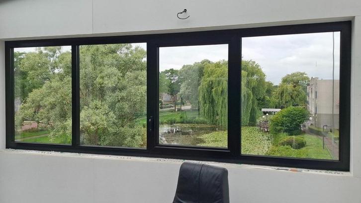 aluminium kozijn 4000x1300 mm met HR++ glas, Doe-het-zelf en Verbouw, Kozijnen en Schuifpuien, Nieuw, Raamkozijn, Aluminium, 75 tot 150 cm