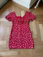Jurkje rood gebloemd S 36 rode bloemetjesjurkje floral sexy, Ophalen of Verzenden, Zo goed als nieuw, Maat 36 (S), Boven de knie