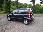 Fiat Panda 1.2 2012 Zwart. AIRCO.  TREKHAAK.  APK 12-06-2026, Auto's, Euro 5, Stof, 1242 cc, Zwart