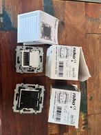 Niko 550-00010 +550-00210 Voeding voor Niko Home Control, Hobby en Vrije tijd, Elektronica-componenten, Ophalen of Verzenden, Nieuw