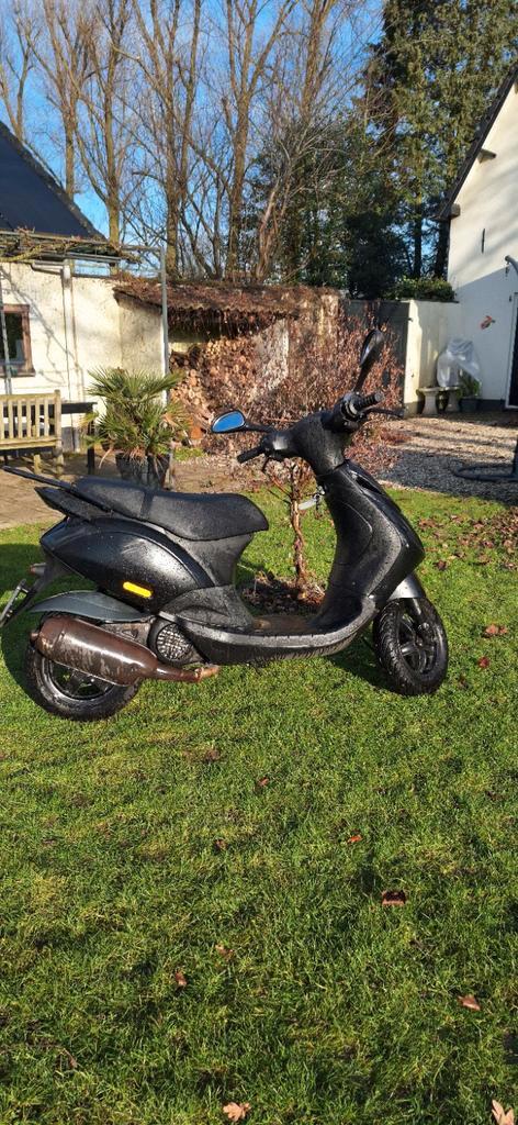 Zip 2000 met 125cc skipper AC blok, Fietsen en Brommers, Scooters | Piaggio, Zip, Tweetakt, Ophalen
