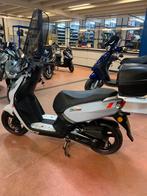 Gebro scooters: Peugeot kisbee R 45KM BROM BJ2023 nardo, Fietsen en Brommers, Scooters | Peugeot, Ophalen, Overige modellen, Maximaal 45 km/u