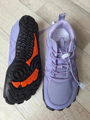 Lilac sneakers barefoot beschikbaar voor biedingen