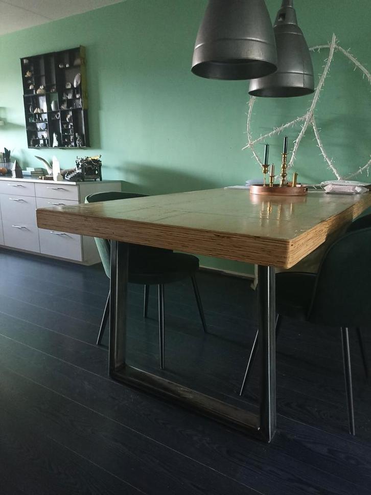 Zelfgemaakte eetkamertafel met stalen poot, Huis en Inrichting, Tafels | Eettafels, Gebruikt, 50 tot 100 cm, 200 cm of meer, Rechthoekig