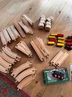 Houten treinrails + elektrische locomotief, Kinderen en Baby's, Speelgoed | Houten speelgoed, Overige typen, Ophalen of Verzenden