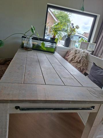 Riviera Maison eettafel beschikbaar voor biedingen