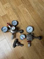 2x Co2 drukregelaar meter met T verbindstuk, Ophalen of Verzenden, Zo goed als nieuw, Flesje(s), Overige merken