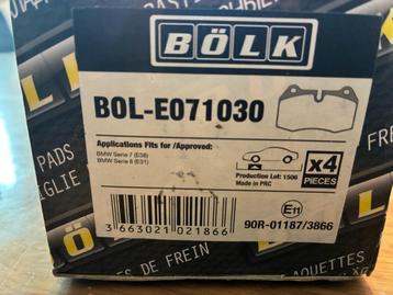 Nieuw set remblokken voor BMW E38 / E31 beschikbaar voor biedingen