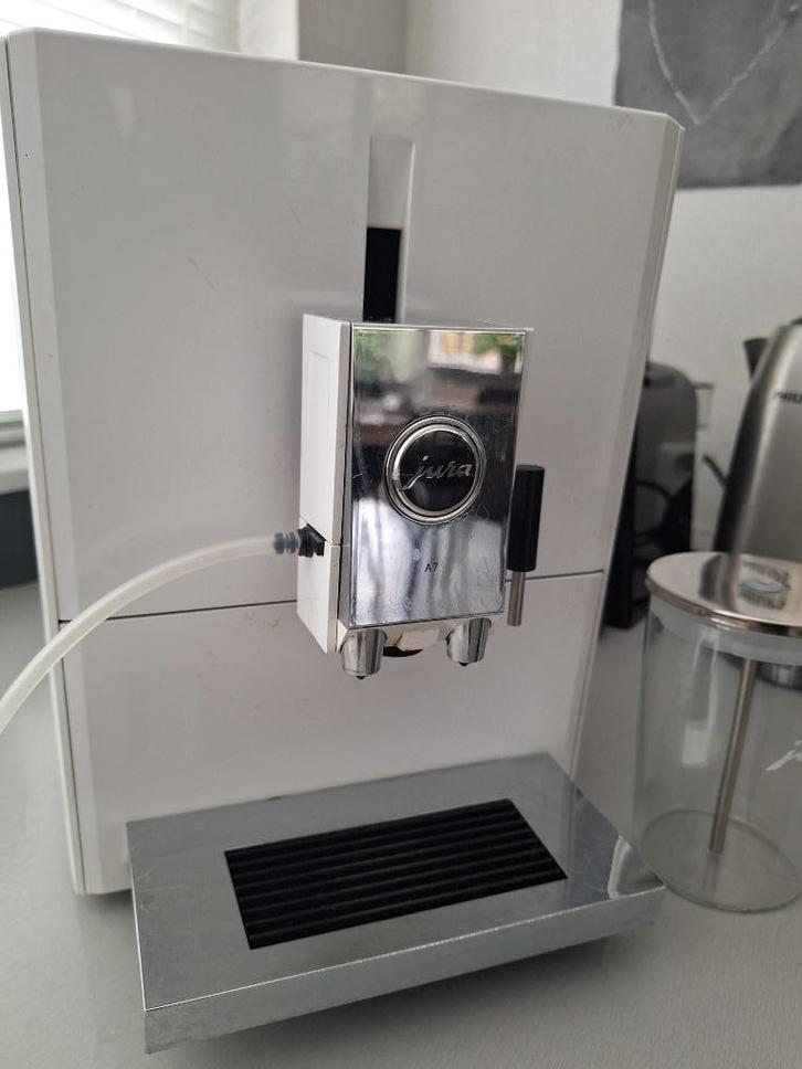 Jura A7 Piano White, Witgoed en Apparatuur, Koffiezetapparaten, Gebruikt, Gemalen koffie, Koffiebonen, Koffiemachine, Afneembaar waterreservoir