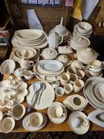 Partij serviesgoed van Petrus Regout , Société Céramique, Antiek en Kunst, Antiek | Servies compleet, Ophalen