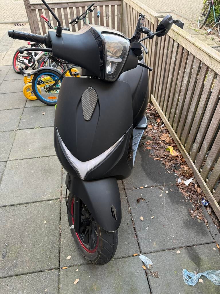 Valexim Scooter 50km - 2023, Ophalen, Zo goed als nieuw, Overige typen, Overige merken