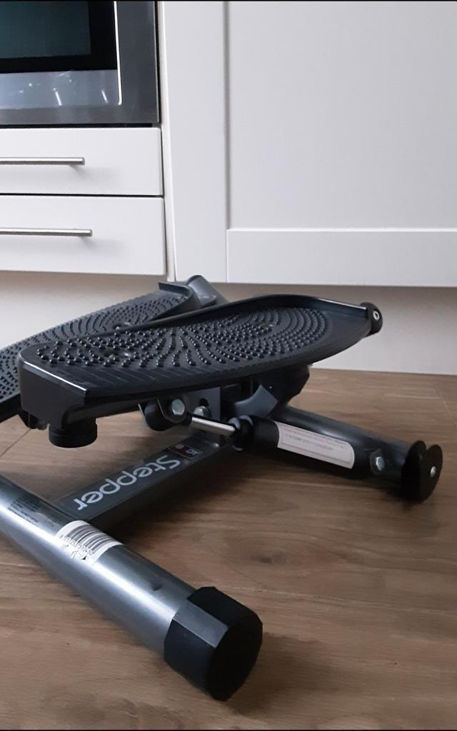 Fitness stepper step, Sport en Fitness, Fitnessapparatuur, Benen, Ophalen
