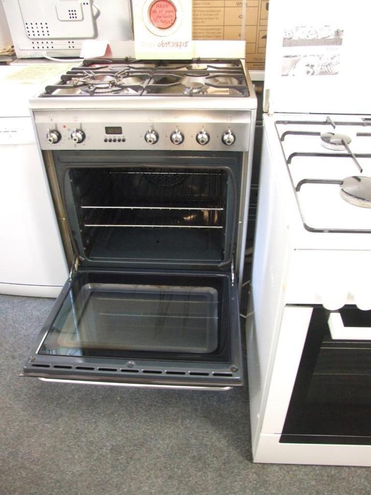 fornuis SMEGG hete lucht Slechts 325  Arpe Kampen 0635318715, Witgoed en Apparatuur, Fornuizen, Refurbished, Vrijstaand, Gas, 4 kookzones