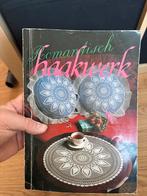 Romantisch Haakwerk Boek, Ophalen of Verzenden, Gelezen, Breien en Haken