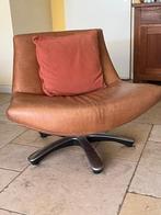 Leren draaifauteuil, Huis en Inrichting, Fauteuils, Ophalen, Gebruikt, Minder dan 75 cm, Metaal