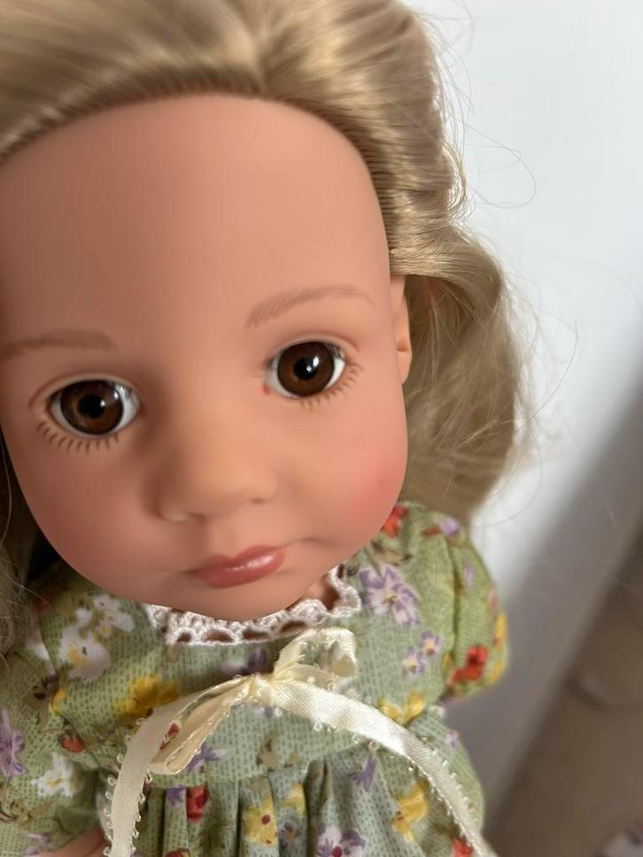 Pop (Emily) van Gotz, Verzamelen, Poppen, Zo goed als nieuw, Pop, Ophalen of Verzenden