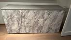 Dressoir Kast met Marmeren look, Ophalen, Kunststof, 100 tot 150 cm, Zo goed als nieuw