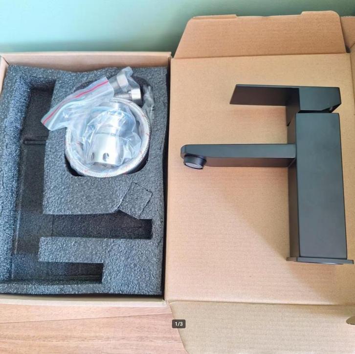 LAATSTE Wastafelkraan mengkraan koud en warm zwart nr5, Huis en Inrichting, Woonaccessoires | Overige, Nieuw, Ophalen of Verzenden