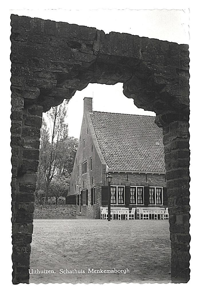 990401 Uithuizen Groningen 1958 gel in 61 Schathuis, Verzamelen, Ansichtkaarten | Nederland, Gelopen, Groningen, 1940 tot 1960