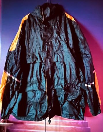 Unisex groen/gele regenjas L/XL nu voor 6€ beschikbaar voor biedingen